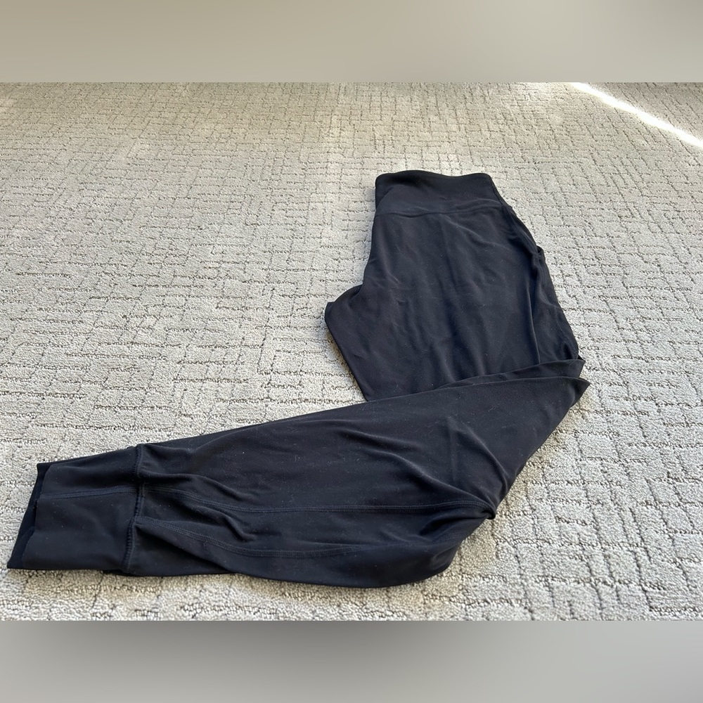 Lululemon Women’s Align Joggers with pockets black Size 8
